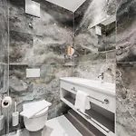 Dominic Hotel 4*