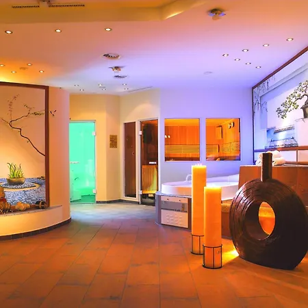 Dominic Hotel 4*